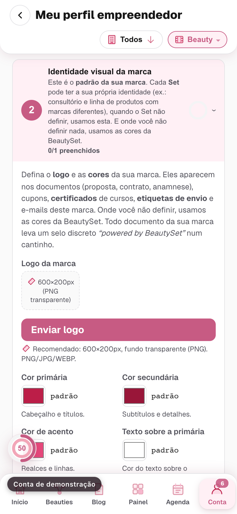 o bloco Identidade visual da marca aberto, com o lugar da logo e os seletores de cor