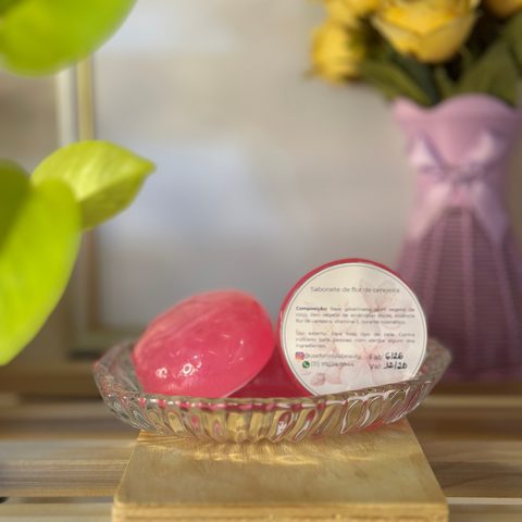 Sabonete aromático de flor de cerejeira